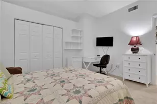 320 Robin Hood Cir, Naples, FL 34104 - Photo 22
