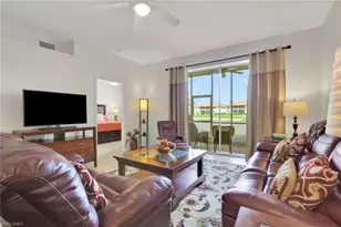 320 Robin Hood Cir, Naples, FL 34104 - Photo 14