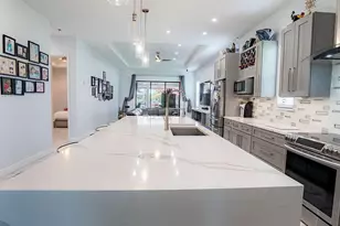 218 22nd Ave NE, Naples, FL 34120 - Photo 10