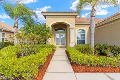 8066 Princeton Dr, Naples, FL 34104 - Photo 2