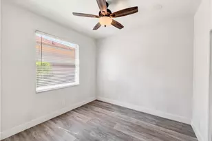 9750 Sassafras Ct, Estero, FL 33928 - Photo 6