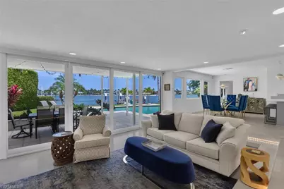 2143 Marina Dr, Naples, FL 34102 - Photo 12