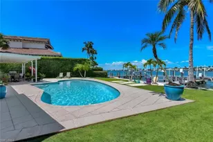 2143 Marina Dr, Naples, FL 34102 - Photo 30