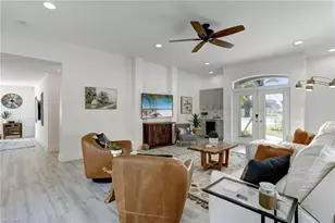 10842 Vanderbilt Dr, Naples, FL 34108 - Photo 2