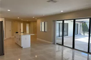 255 Pine Valley Cir, Naples, FL 34113 - Photo 4