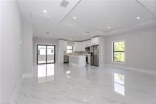 733 Phelps St E, Lehigh Acres, FL 33974 - Photo 4