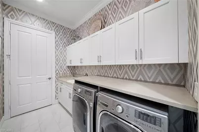6449 Costa Cir, Naples, FL 34113 - Photo 28