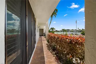 3000 Gulf Shore Blvd N, Naples, FL 34103 - Photo 2