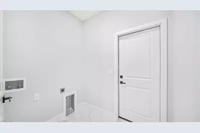 103 Diplomat Pkwy E, Cape Coral, FL 33909 - Photo 18