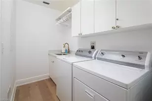 470 Launch Cir, Naples, FL 34108 - Photo 18