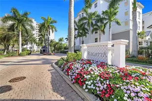 470 Launch Cir, Naples, FL 34108 - Photo 32