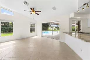 10340 Regent Cir, Naples, FL 34109 - Photo 16