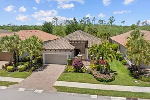 8827 Vaccaro Ct, Naples, FL 34119 - Photo 32
