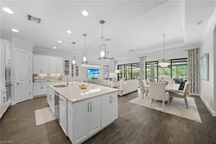 8827 Vaccaro Ct, Naples, FL 34119 - Photo 4