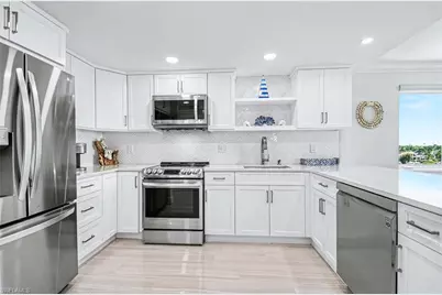 2150 Gulf Shore Blvd N #605, Naples, FL 34102 - Photo 12