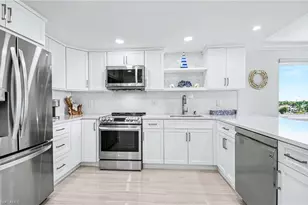 2150 Gulf Shore Blvd N, Naples, FL 34102 - Photo 12