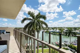 2150 Gulf Shore Blvd N, Naples, FL 34102 - Photo 20