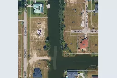 1139 NE 5th Pl, Cape Coral, FL 33909 - Photo 1
