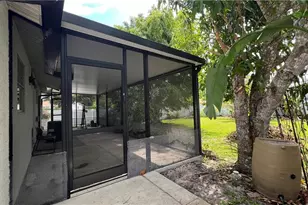 5374 Warren St, Naples, FL 34113 - Photo 44