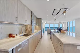 10701 Gulf Shore Dr, Naples, FL 34108 - Photo 10