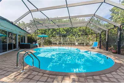734 Sharar Ct, Cape Coral, FL 33904 - Photo 20