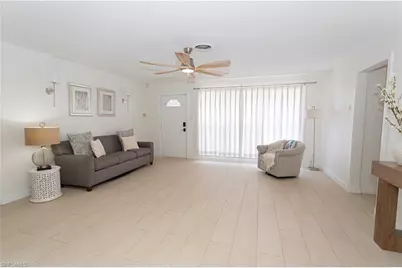 734 Sharar Ct, Cape Coral, FL 33904 - Photo 6