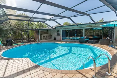 734 Sharar Ct, Cape Coral, FL 33904 - Photo 22