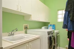 3144 Sundance Cir, Naples, FL 34109 - Photo 14