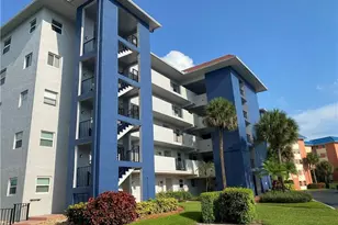 190 Pebble Beach Blvd, Naples, FL 34113 - Photo 8