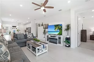 1879 Sierra Ct, Naples, FL 34120 - Photo 4