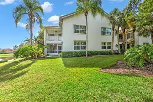 8385 Whisper Trace Ln, Naples, FL 34114 - Photo 16