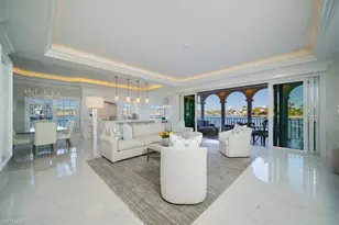 4000 Gulf Shore Blvd N, Naples, FL 34103 - Photo 10