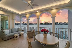 4000 Gulf Shore Blvd N, Naples, FL 34103 - Photo 32