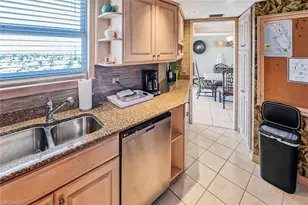 10701 Gulf Shore Dr, Naples, FL 34108 - Photo 12