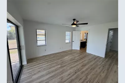115 SE 6th St, Cape Coral, FL 33990 - Photo 10