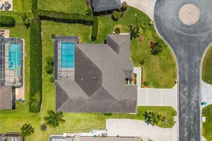 2035 Castle Garden Ln, Naples, FL 34110 - Photo 44
