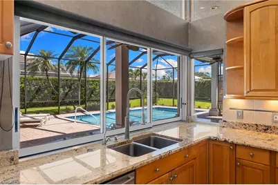 2035 Castle Garden Ln, Naples, FL 34110 - Photo 4
