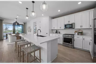 2104 Freemont Way, Naples, FL 34120 - Photo 2