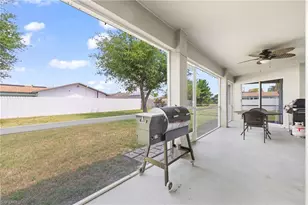 3519 SE 5th Ave, Cape Coral, FL 33904 - Photo 6