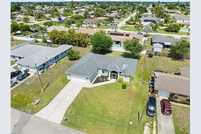 3519 SE 5th Ave, Cape Coral, FL 33904 - Photo 10