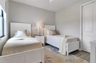 12973 Pembroke Dr, Naples, FL 34105 - Photo 18