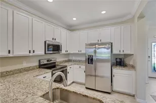 2704 Blossom Wy, Naples, FL 34120 - Photo 6