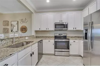 2704 Blossom Way, Naples, FL 34120 - Photo 4