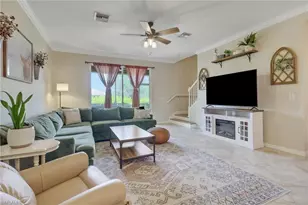 2704 Blossom Wy, Naples, FL 34120 - Photo 10
