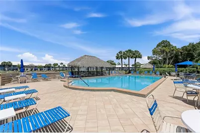 887 Gulf Pavilion Dr #203, Naples, FL 34108 - Photo 28