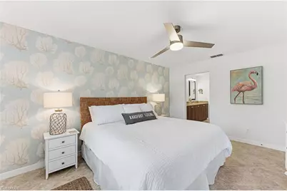 887 Gulf Pavilion Dr #203, Naples, FL 34108 - Photo 16