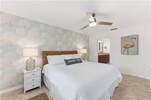 887 Gulf Pavilion Dr, Naples, FL 34108 - Photo 16