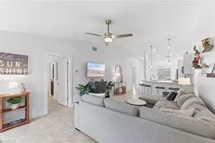 887 Gulf Pavilion Dr, Naples, FL 34108 - Photo 14