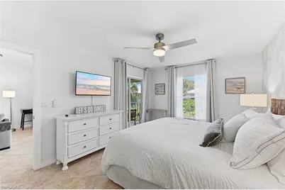 887 Gulf Pavilion Dr #203, Naples, FL 34108 - Photo 18