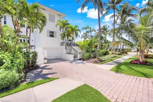 510 2nd St S, Naples, FL 34102 - Photo 34